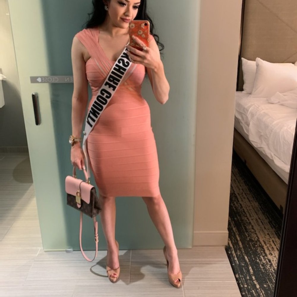 Herve Leger Rose Pink Blush Bandage Dress w/ Beige Criss-Cross Detail, Size S
